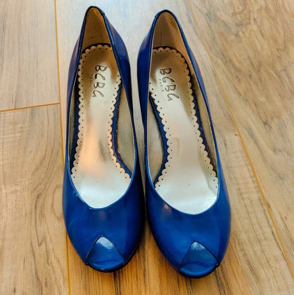 BCBG Paris Patent Leather peeptoe shoes